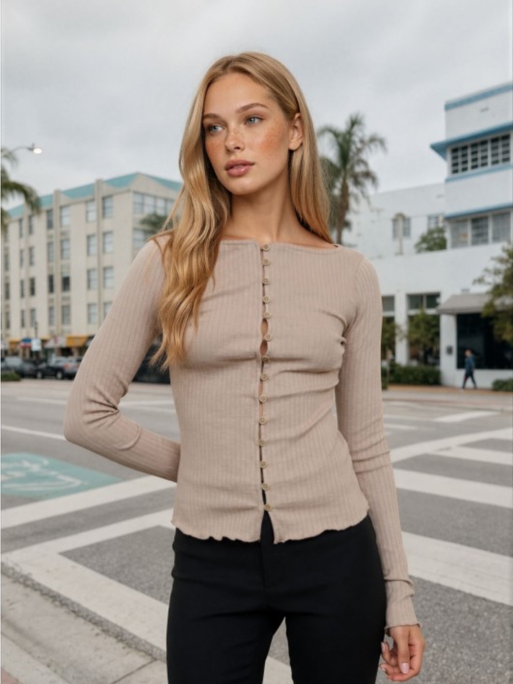 🆕🤍TAUPE ARIA BUTTON DOWN LONG SLEEVE